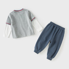 Dave&Bella Toddler Boys Grey Playful Print T-shirt Pant Suits