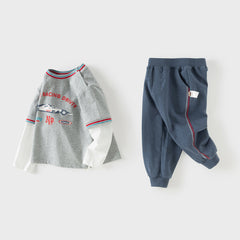 Dave&Bella Toddler Boys Grey Playful Print T-shirt Pant Suits