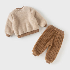 Dave&Bella Toddler Boys Soft Plush Khaki Long-sleeved Warm Pajamas