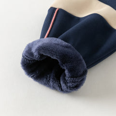 Dave&Bella Toddler Boys Winter Playful Starry Blue Plush-lined Sweatshirts Tops