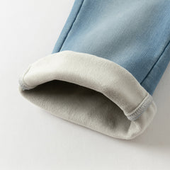 Dave&Bella Toddler Girls Winter Comfortable Denim Blue Losse Jeans Pants