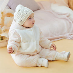 Dave&Bella Baby Girls Winter White Floral Print Indoor Cozy Plush Hooded Rompers