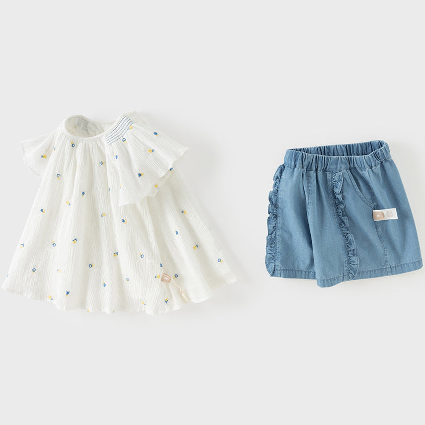 Dave&Bella Summer Toddler Girls Cute Beige Flutter Sleeve Top Jean Shorts Outfit Sets