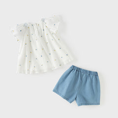 Dave&Bella Summer Toddler Girls Cute Beige Flutter Sleeve Top Jean Shorts Outfit Sets