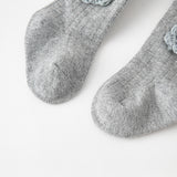 Dave&Bella Toddler Girls Beige/Grey Knit Flower Footed Tights Leggings