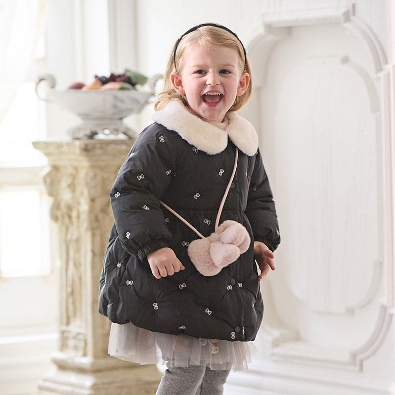 Dave&Bella Toddler Girls Winter Elegant Plush Collar Outdoor A-line Down Coats(wallet bag)